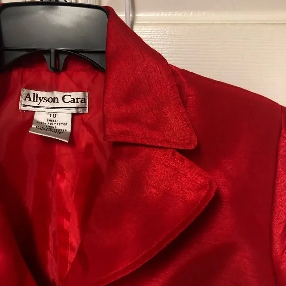 Allyson Cara Red Two-Piece Satin Suit - Picture 6 of 15